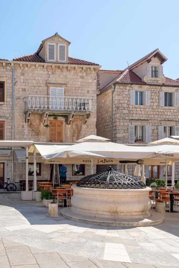 Apartments Villa Tudor 1 Hvar Town Extérieur photo
