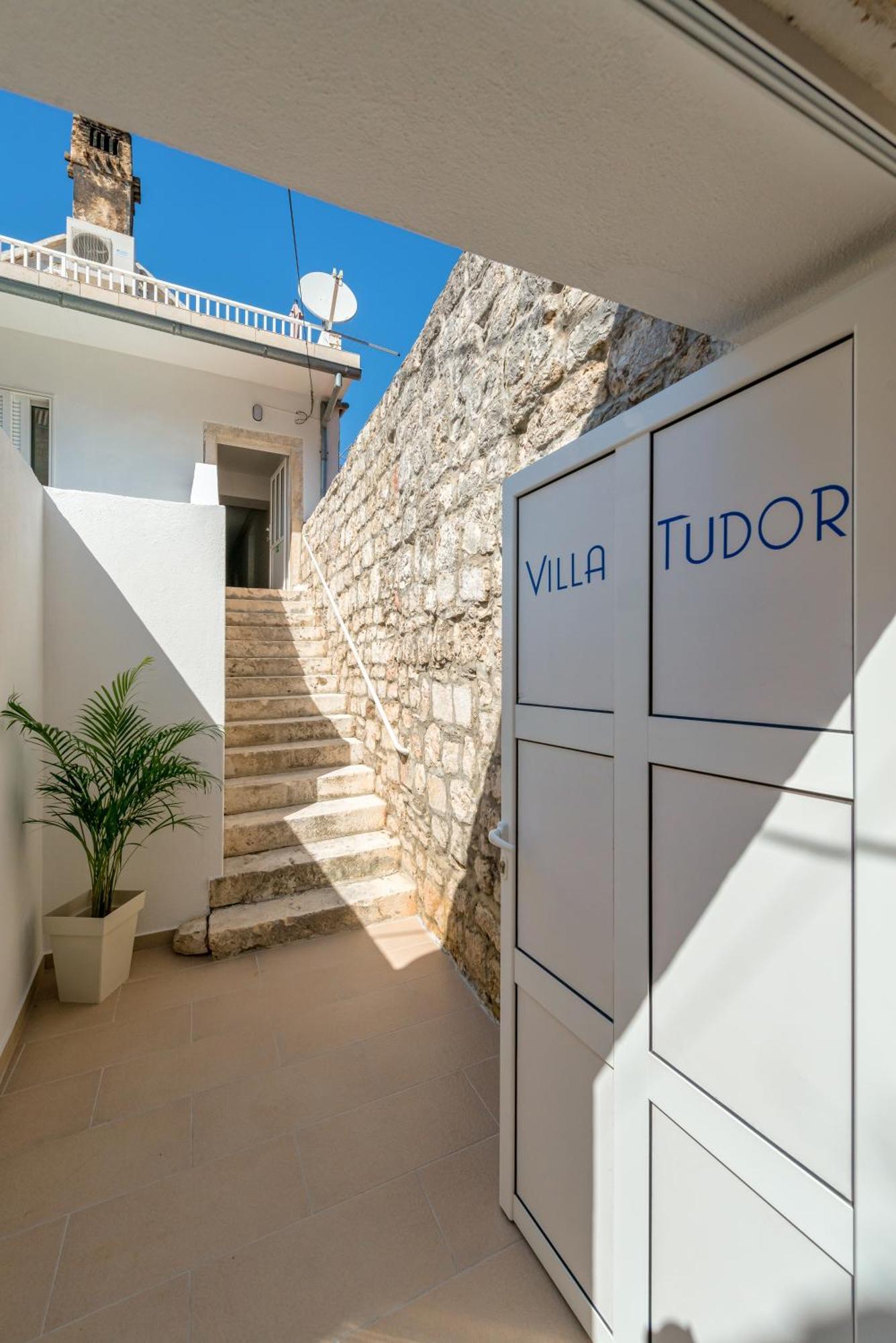 Apartments Villa Tudor 1 Hvar Town Extérieur photo